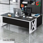 Black-Moder-Office-Executive-Table-for-Leaders-and-Professionals