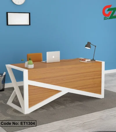 Executive Table 1304