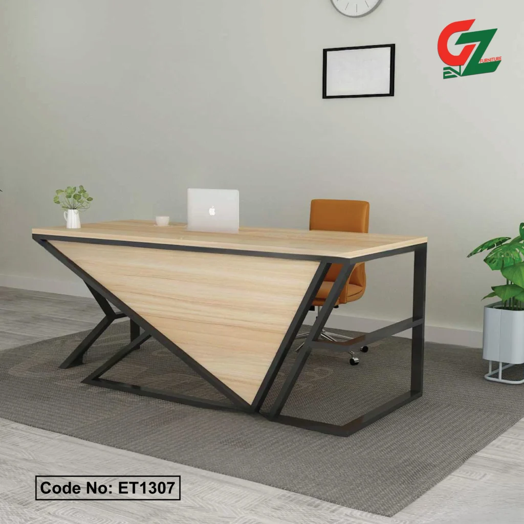 Customizable-Executive-Desk-for-Unique-Office-Designs