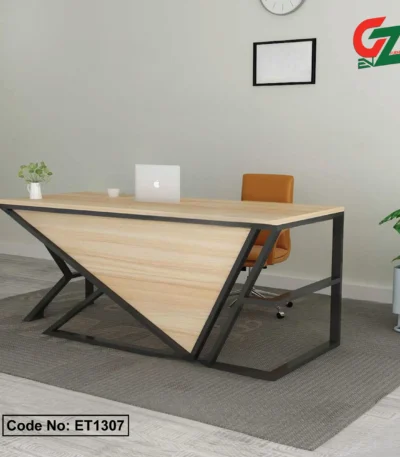 Customizable-Executive-Desk-for-Unique-Office-Designs