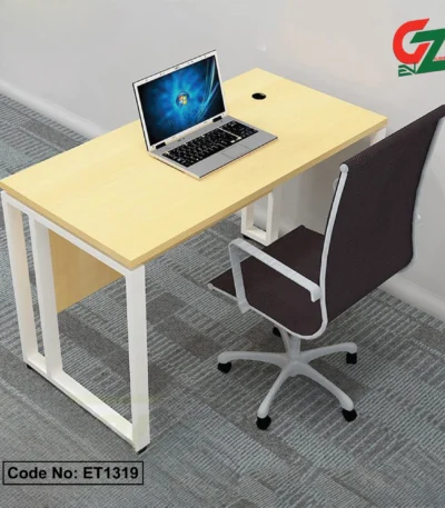 Executive-Office-Tables-for-Maximum-Workspace-Efficiency