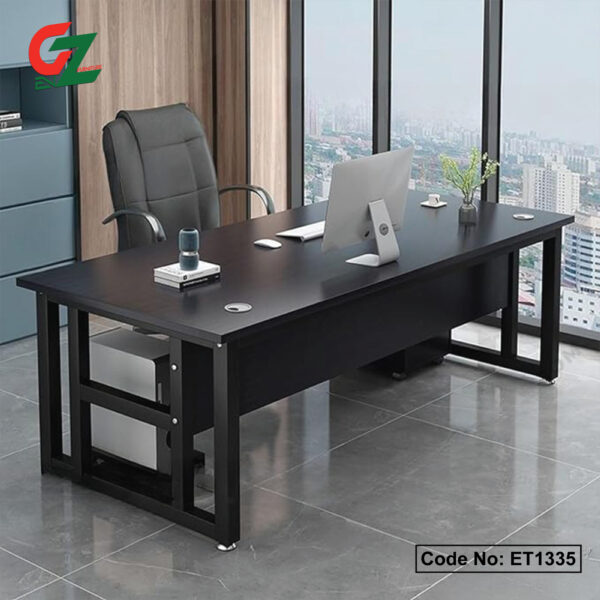 Executive table